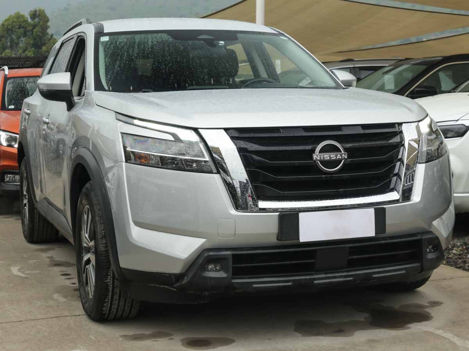 Nissan PATHFINDER  3.3 AUT 2023 - Foto 2 de 8