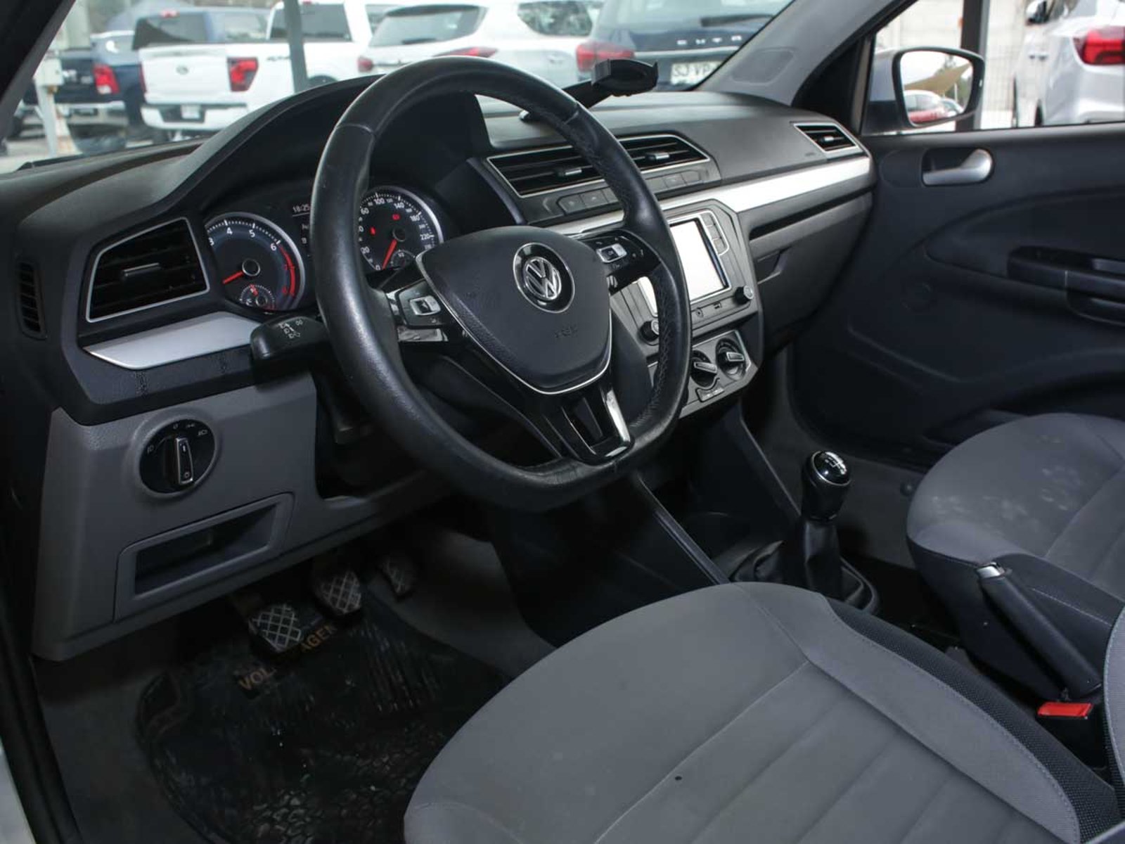 Volkswagen GOL HIGHLINE 1.6 2020 - Imagen 6 de 8