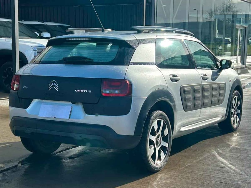 Citroën C4 CACTUS 1.2 PURETECH 82 FEEL 2019 - Imagen 4 de 8
