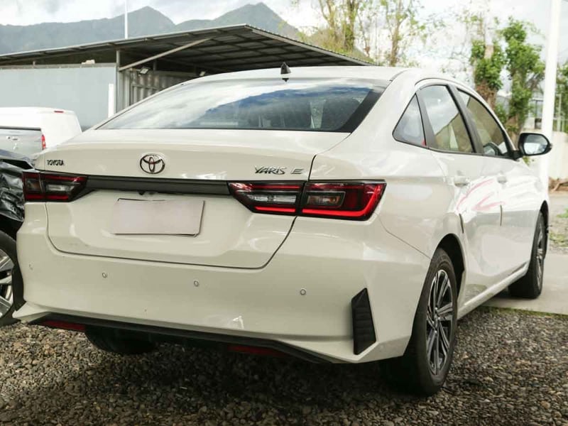 Toyota YARIS 1.5 GLI 2024 - Imagen 4 de 8