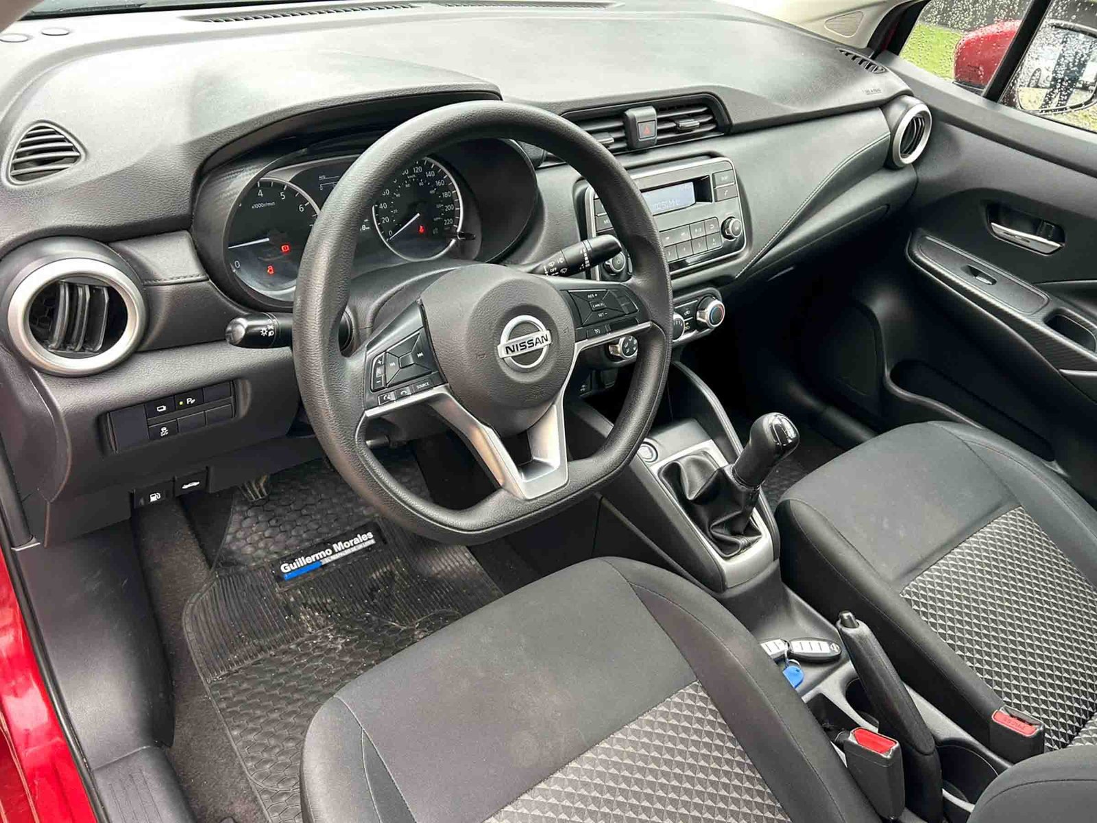 Nissan VERSA MT 1.6 2022 - Imagen 8 de 16