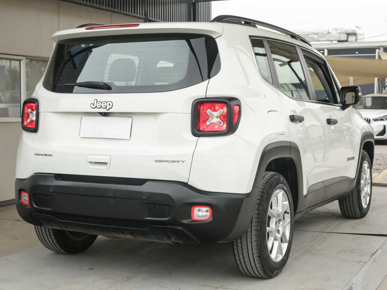 Jeep RENEGADE SPORT 4X2 LX AT 2023 - Foto 4 de 8