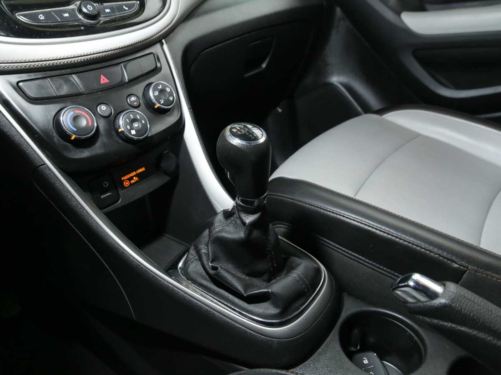 CHEVROLET TRACKER LT 1.8 2018 - Imagen 9 de 20