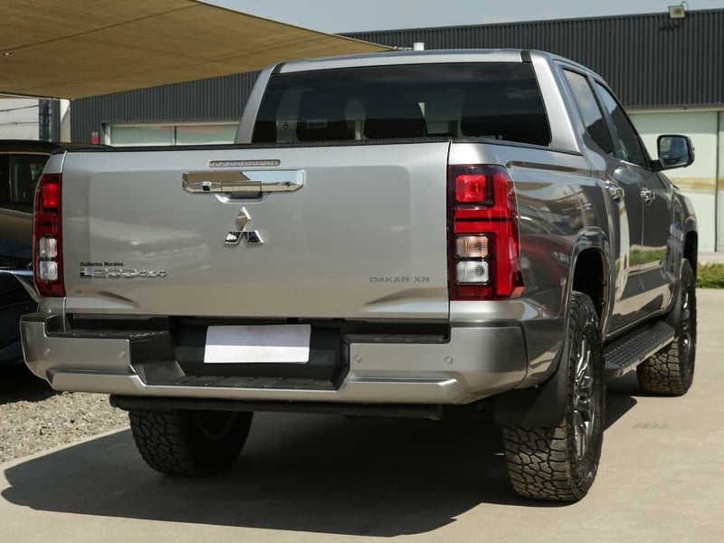 Mitsubishi L-200 DAKAR CRS AT 2.5 D/C 4X4 TD 2026 - Imagen 19 de 20