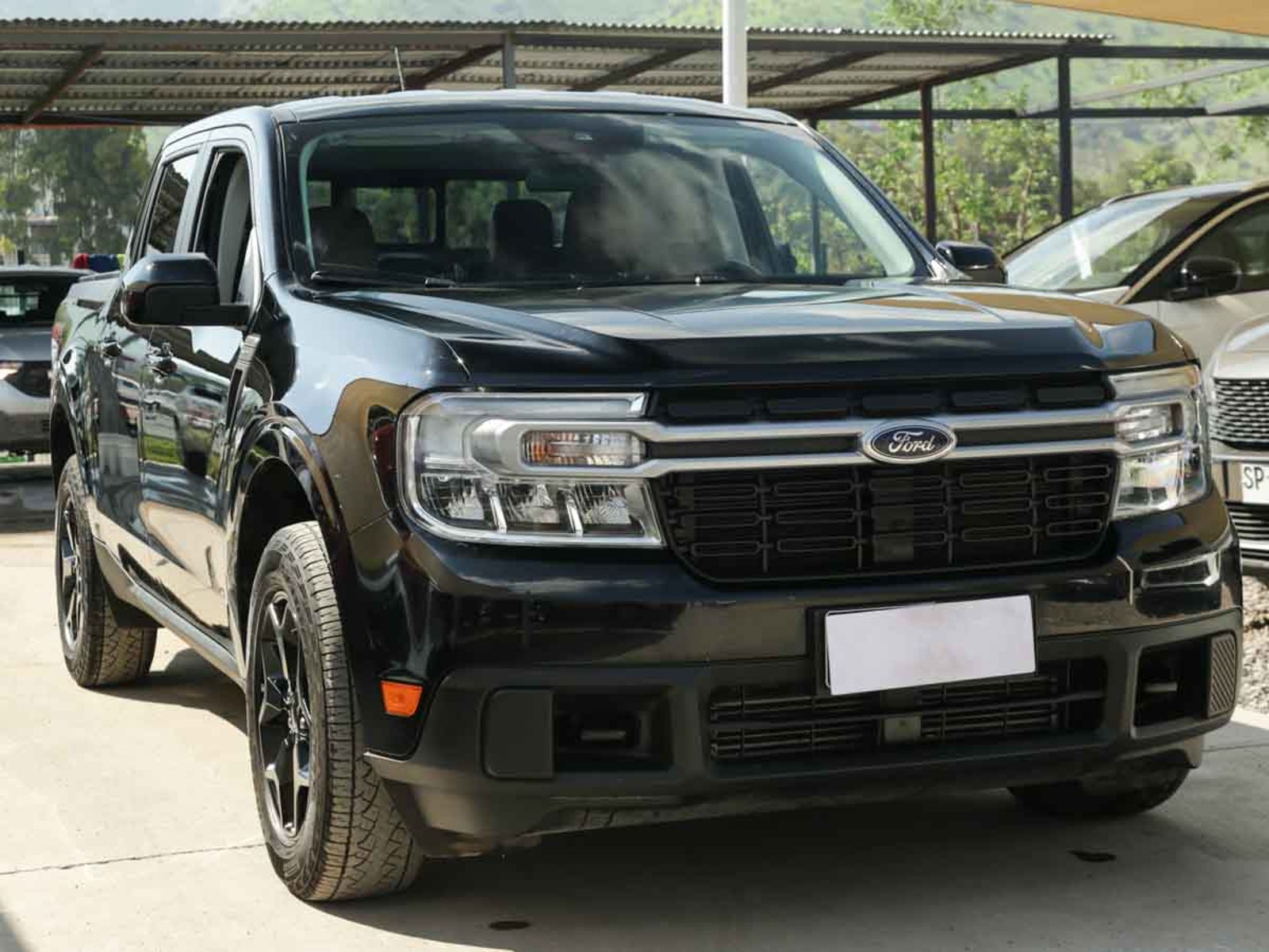 Ford MAVERICK LARIAT 4X4 2.0 AUT 2024 - Foto 2 de 8