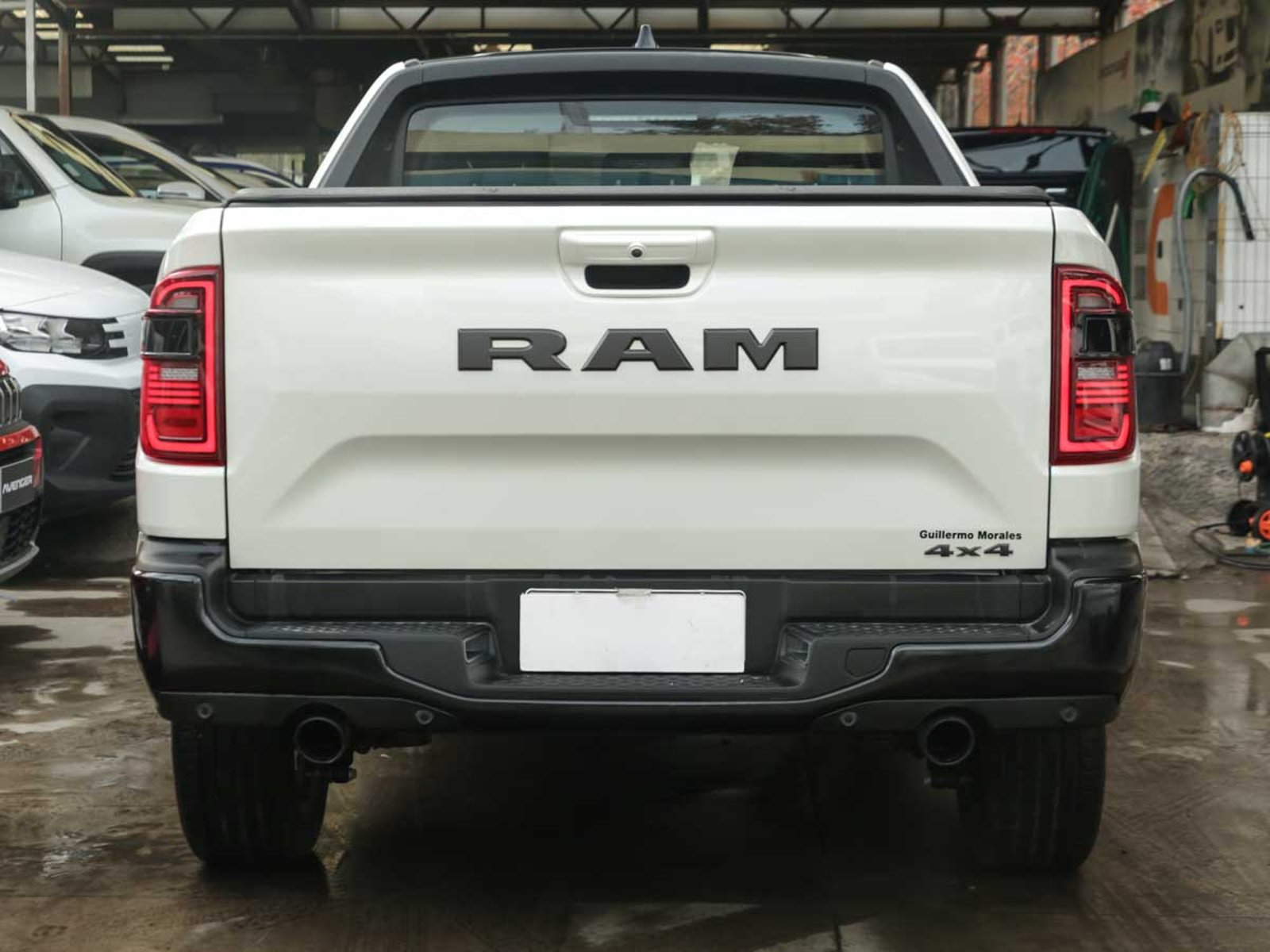 RAM RAMPAGE R/T 2.0 GASOLINA 272 HP 4X4 AT 2026 - Imagen 5 de 14