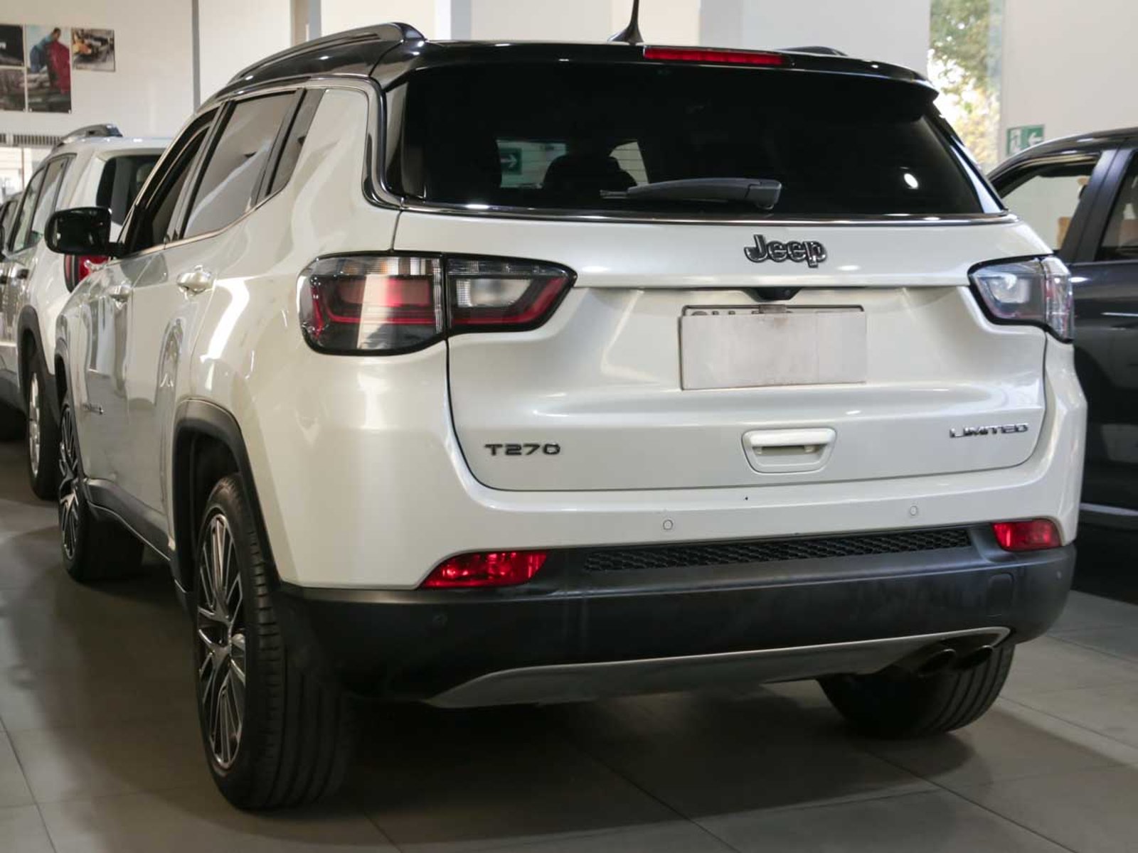 JEEP COMPASS LIMITED 4X2 AT 2023 - Foto 4 de 14