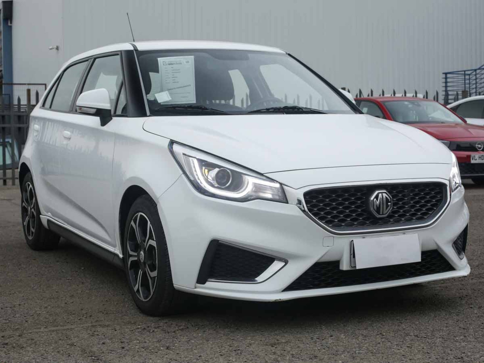 MG 3 HATCH BACK 1.5 2022 - Foto 2 de 8