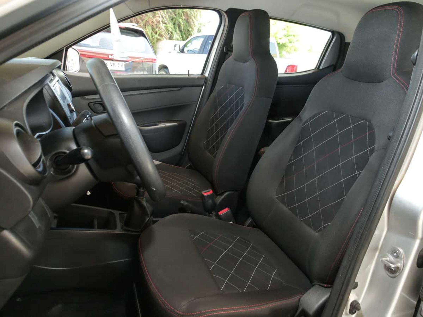RENAULT KWID HB 1.0 2023 - Imagen 10 de 20
