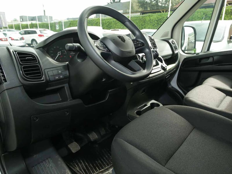 Peugeot BOXER MCA FURGÓN  L2H2 DIESEL 140HP MT 2026 - Imagen 6 de 8