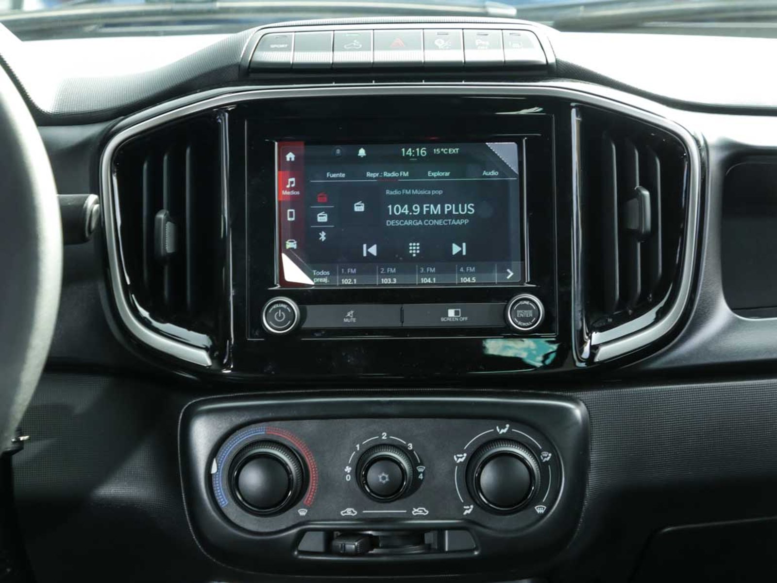 RAM 700 BIGHORN DC 1.3 CVT 6C 2026 - Imagen 14 de 14