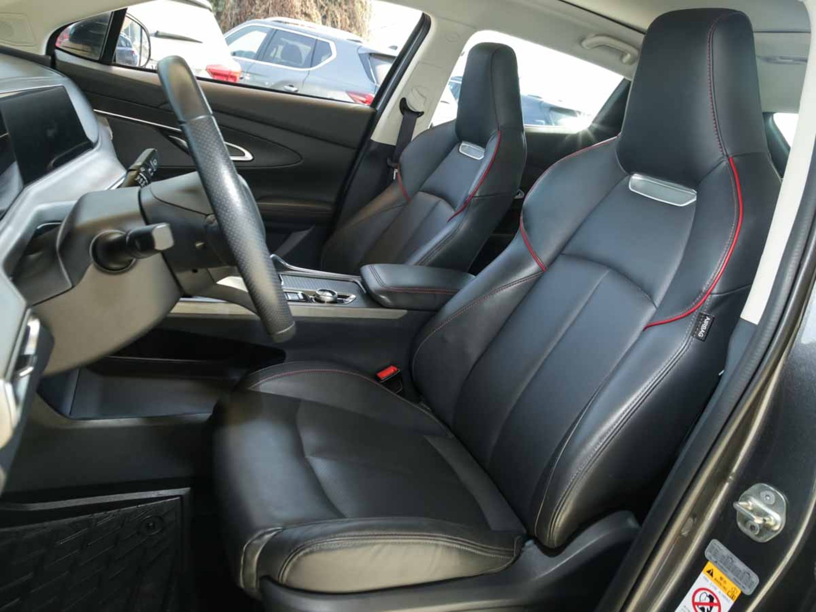 CHANGAN UNI T TURBO 1.5 AUT 2024 - Imagen 7 de 8