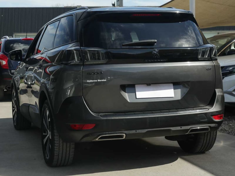 Peugeot 5008 GT BLACK PACK BLUEHDI 130 EAT8 2024 - Imagen 3 de 8