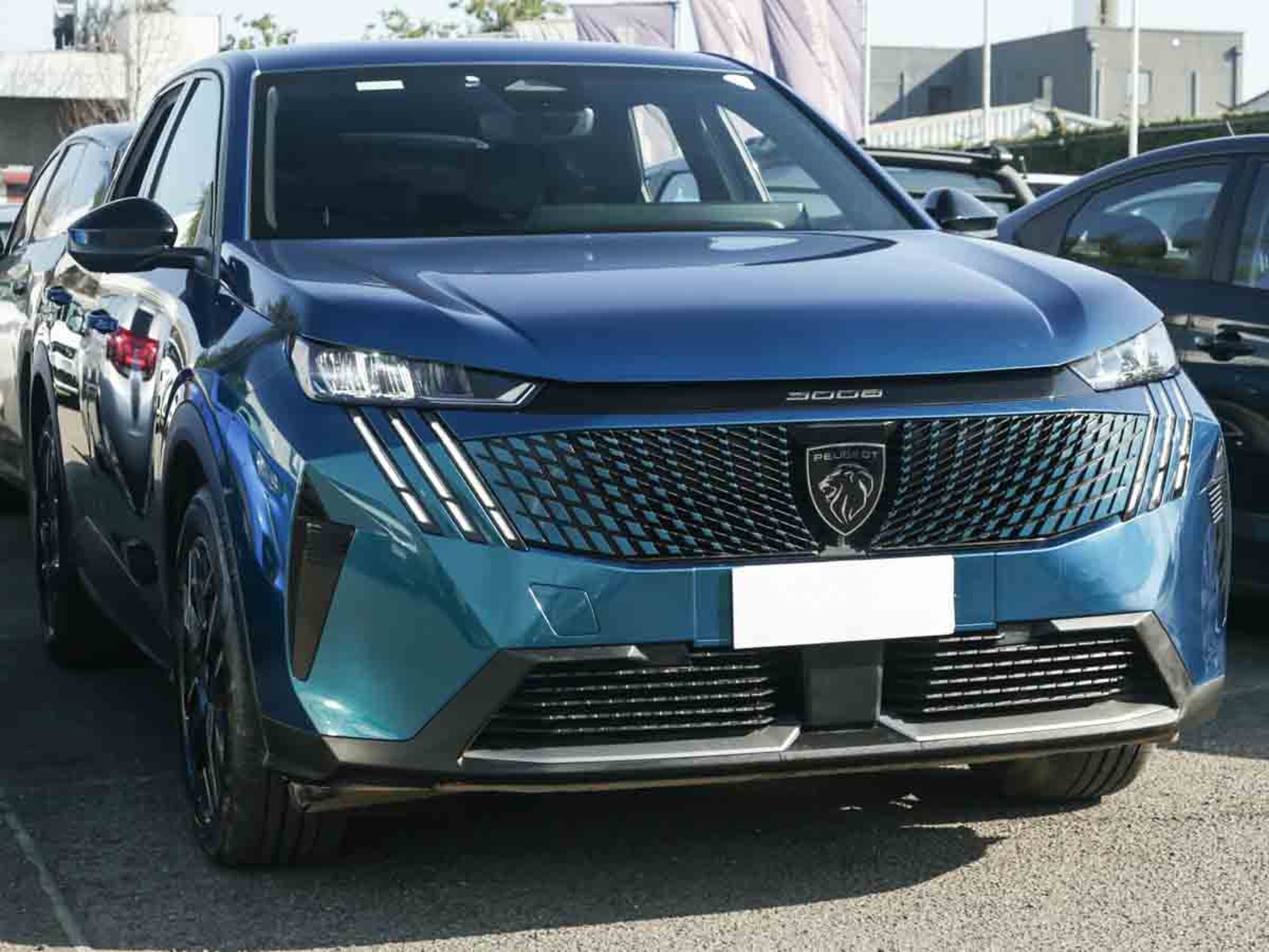 Peugeot 3008 P64 PREMIERE MHEV 136 eDCT6 2025 - Foto 2 de 8