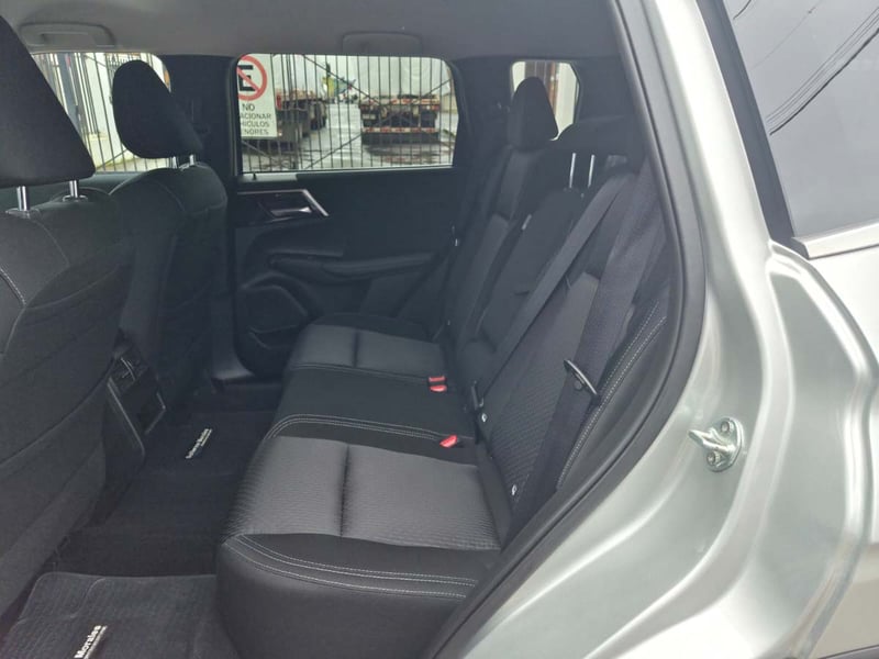 Mitsubishi NEW OUTLANDER 4X2 AT GL 2026 - Imagen 7 de 8