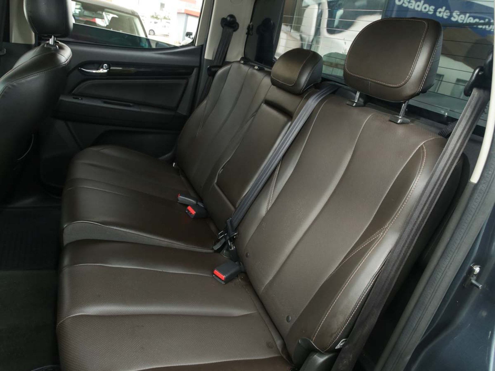 Chevrolet COLORADO High Country 4x4 2.8 AT 2023 - Imagen 8 de 8