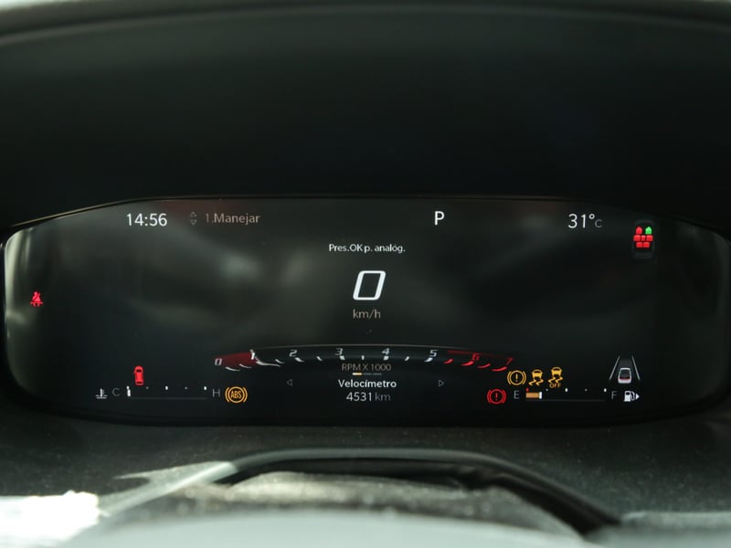 Jeep COMMANDER BLACKHAWK 4X4 2.0 AUT 2026 - Imagen 5 de 9
