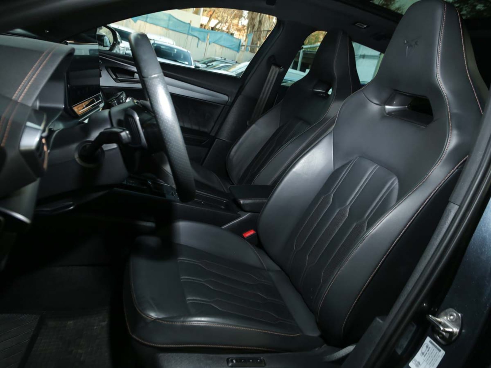 CUPRA FORMENTOR 4DRIVE 4X4 2.0 AUT 2024 - Imagen 7 de 8