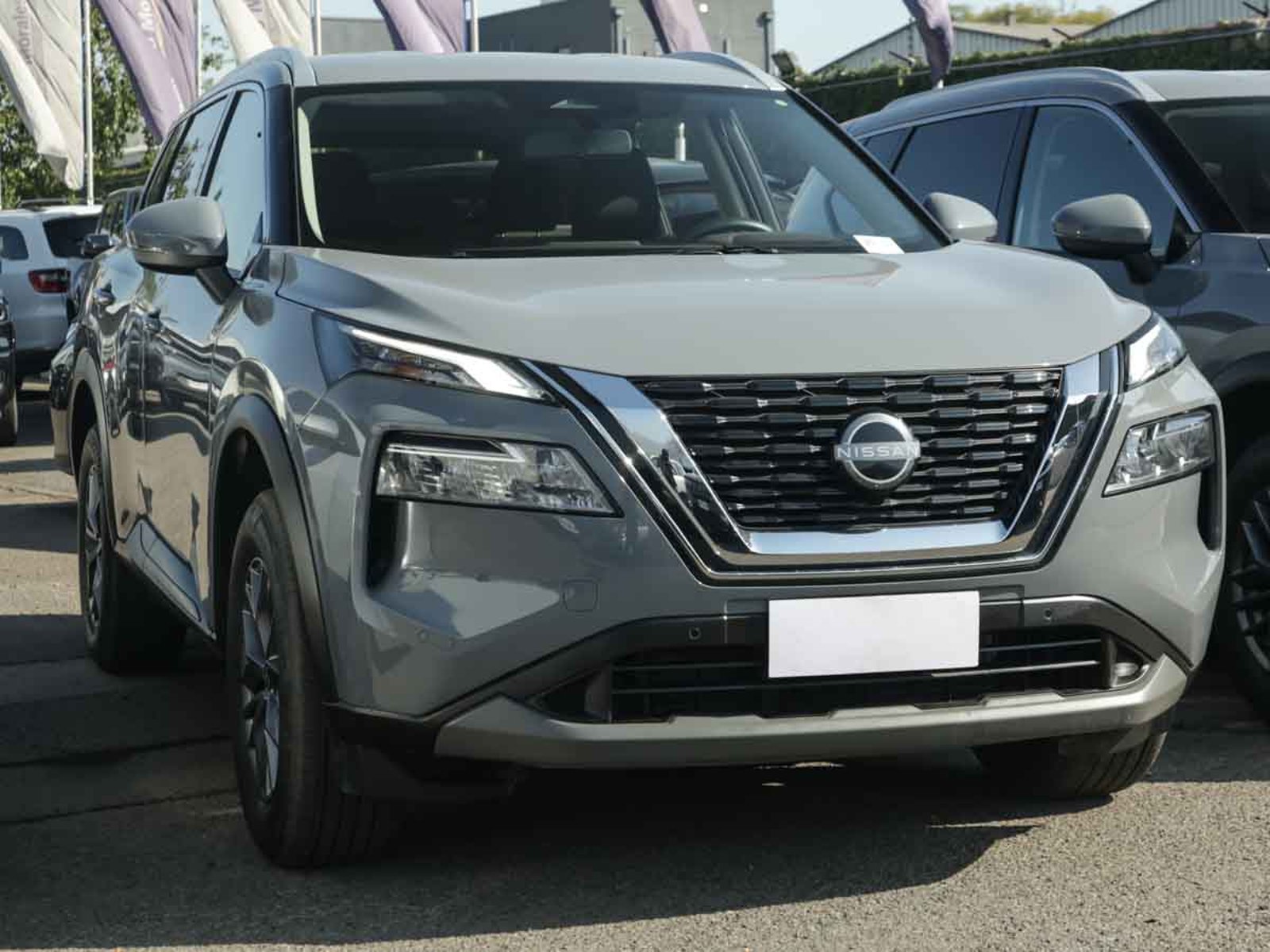 Nissan XTRAIL SENSE CVT 3R 2026 - Foto 2 de 8