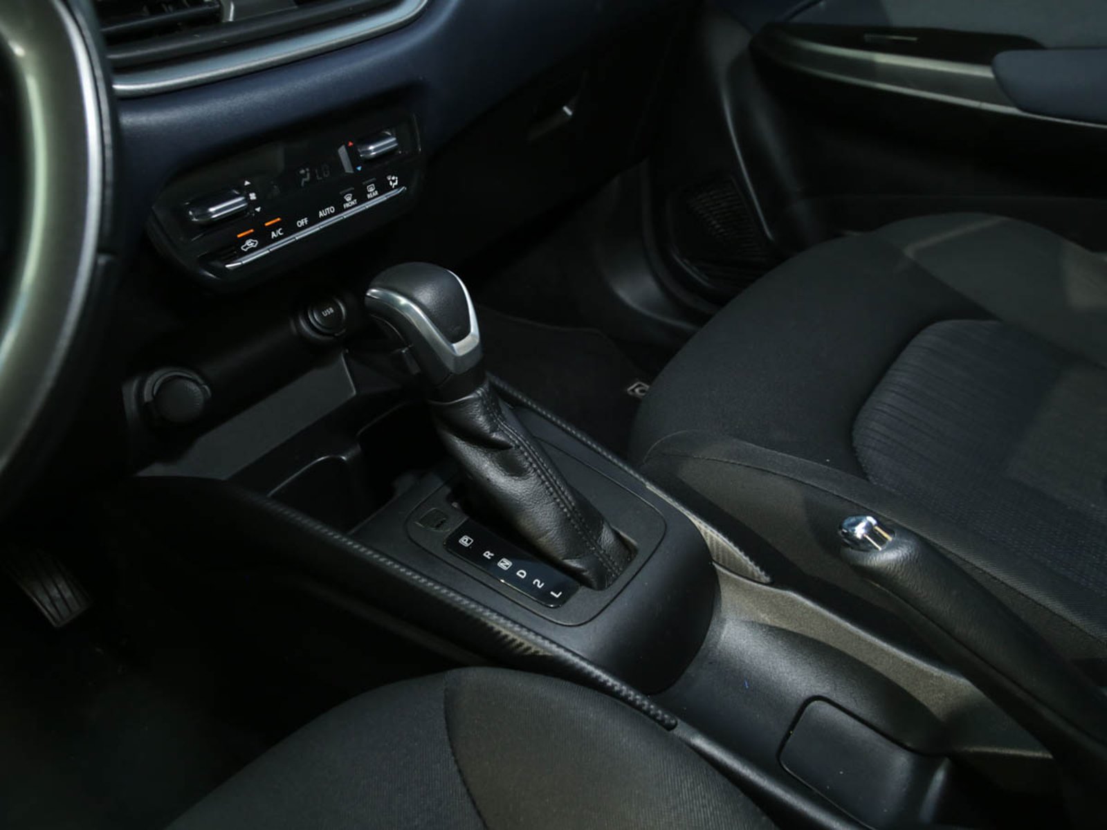SUZUKI BALENO GLS HB 1.5 AUT 2024 - Imagen 9 de 13