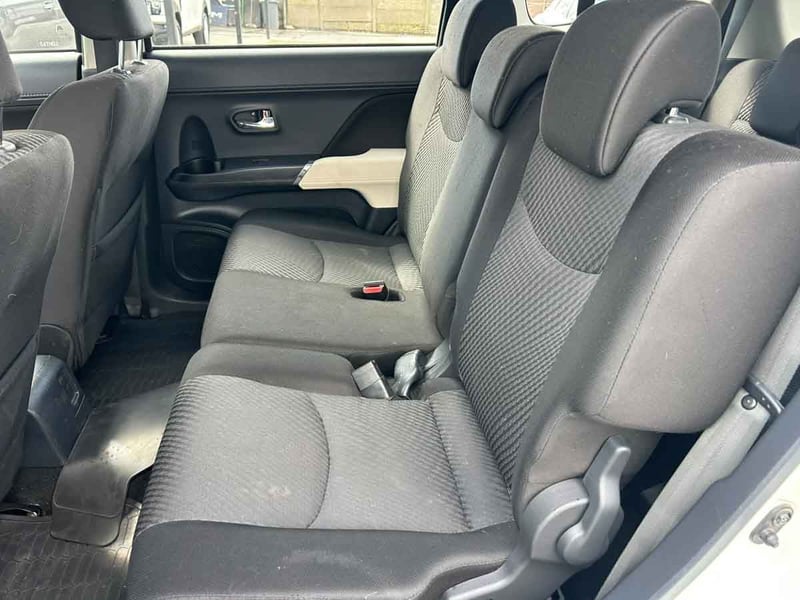 Toyota RUSH XLI 1.5 2023 - Imagen 8 de 16