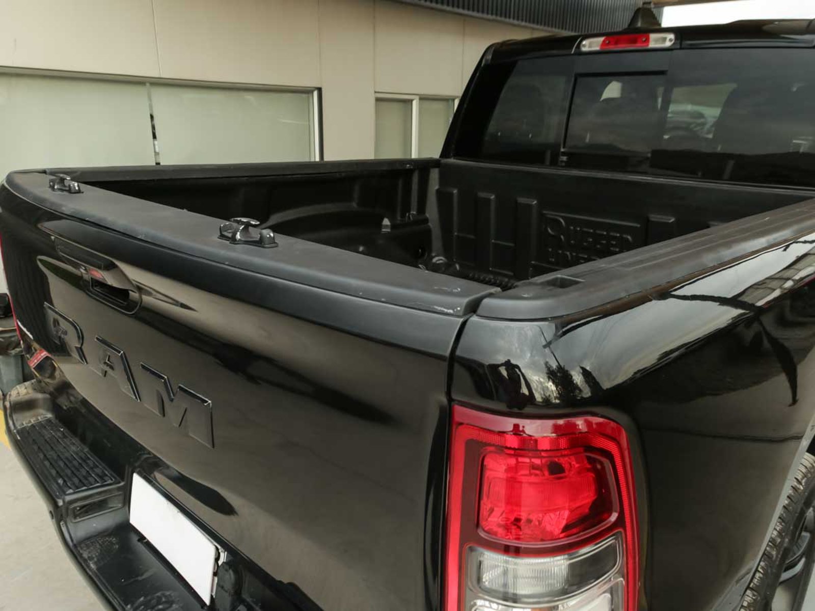 RAM 1500 BIG HORN CREW CAB 4X4 3.6 AUT 2021 - Imagen 7 de 14