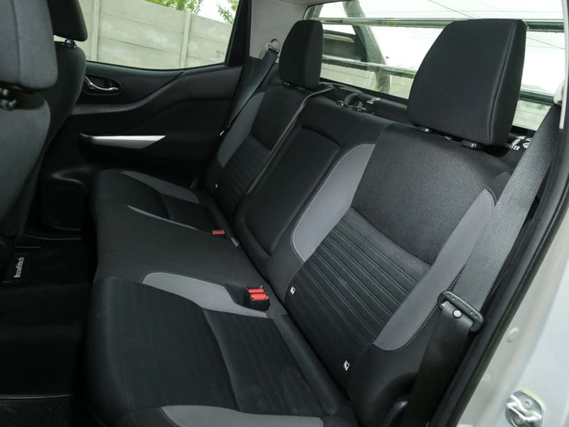 Nissan NAVARA  D  CAB  MT  4X4  2.3 2021 - Imagen 8 de 8