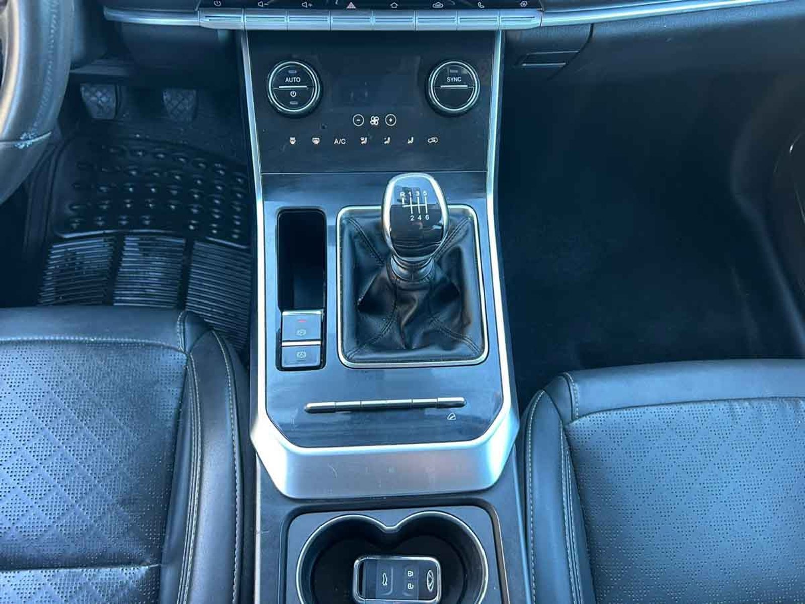 CHERY TIGGO 8 GL 1.5 2023 - Imagen 8 de 15
