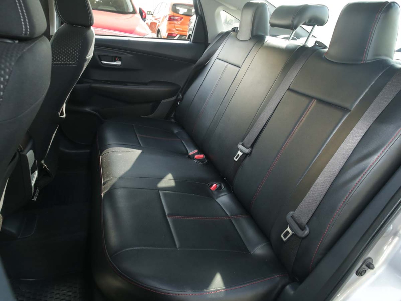 Toyota YARIS SEDAN GLI 1.5 2024 - Imagen 8 de 8