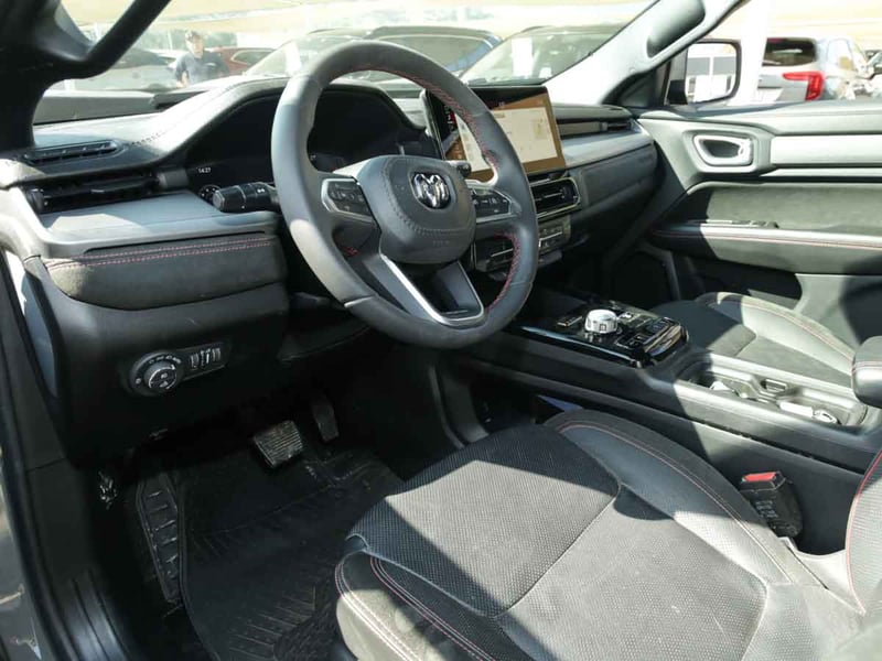 RAM RAMPAGE R/T 2.0 GASOLINA 272 HP 4X4 AT 2024 - Imagen 14 de 16