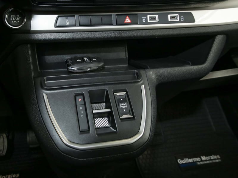 Peugeot NEW TRAVELLER MCA L3 9P DIESEL 180HP AT 2026 - Imagen 9 de 20