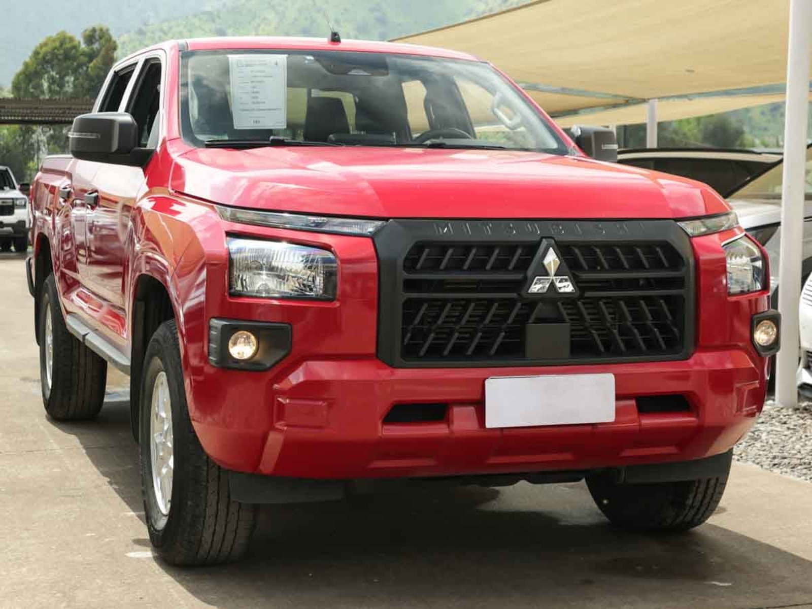 Mitsubishi NEW L200 KATANA XR E6B 2025 - Foto 2 de 8