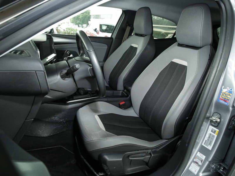Opel MOKKA 1.2T MT 2022 - Imagen 7 de 8