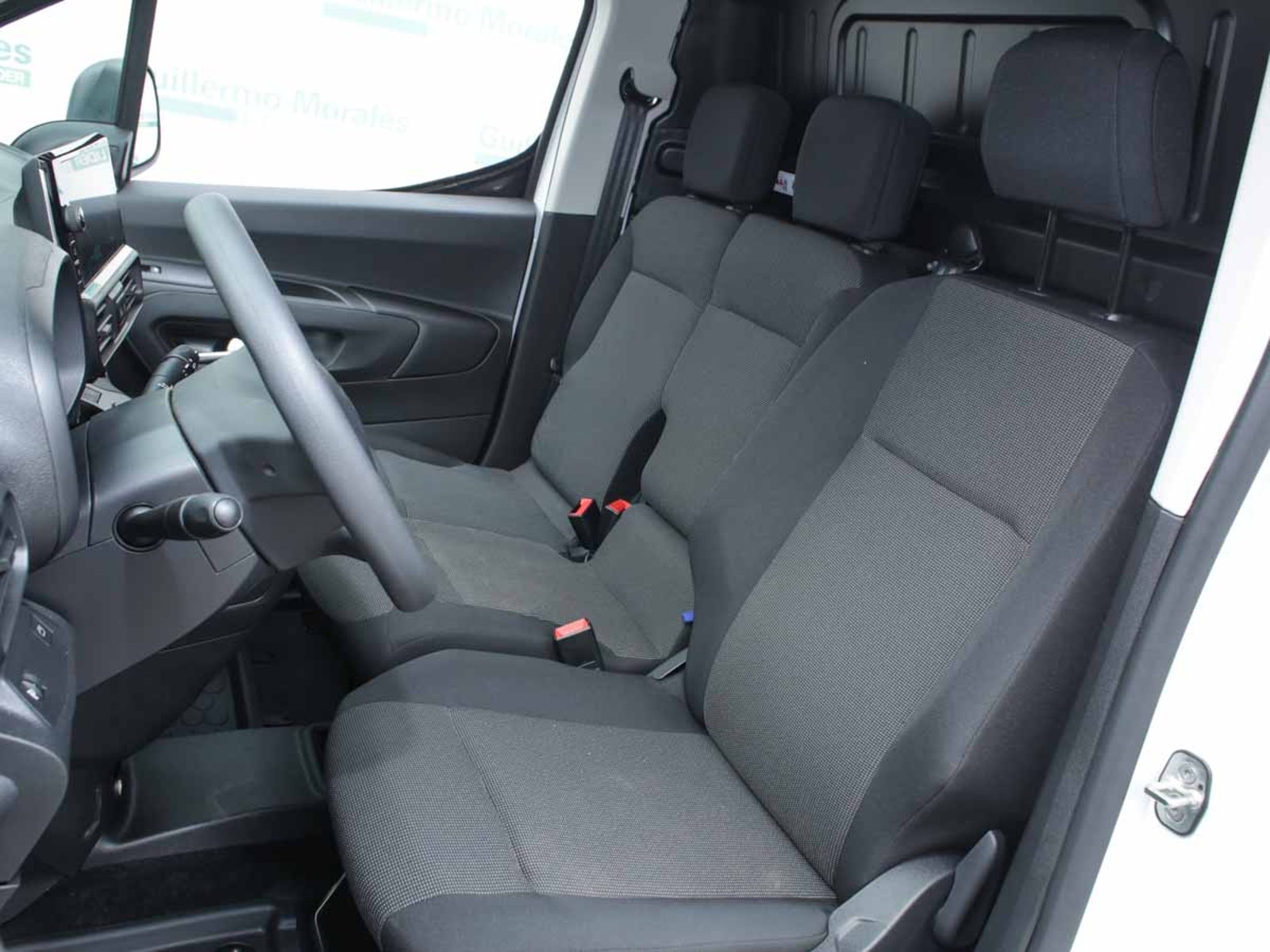 Citroën BERLINGO MCA M DIESEL 100HP MT 2026 - Imagen 7 de 8