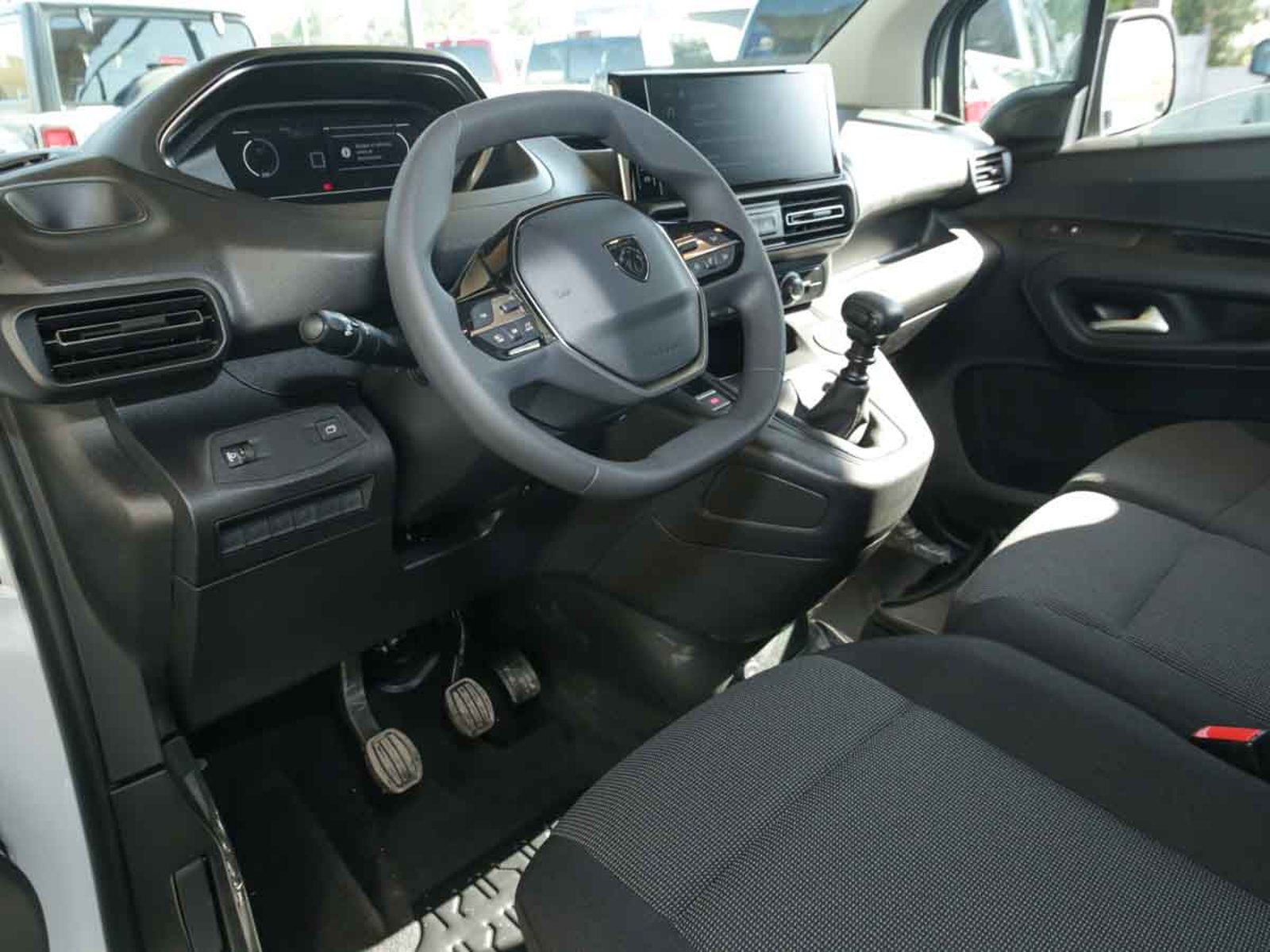 Peugeot PARTNER L1 1.5 2026 - Imagen 6 de 8