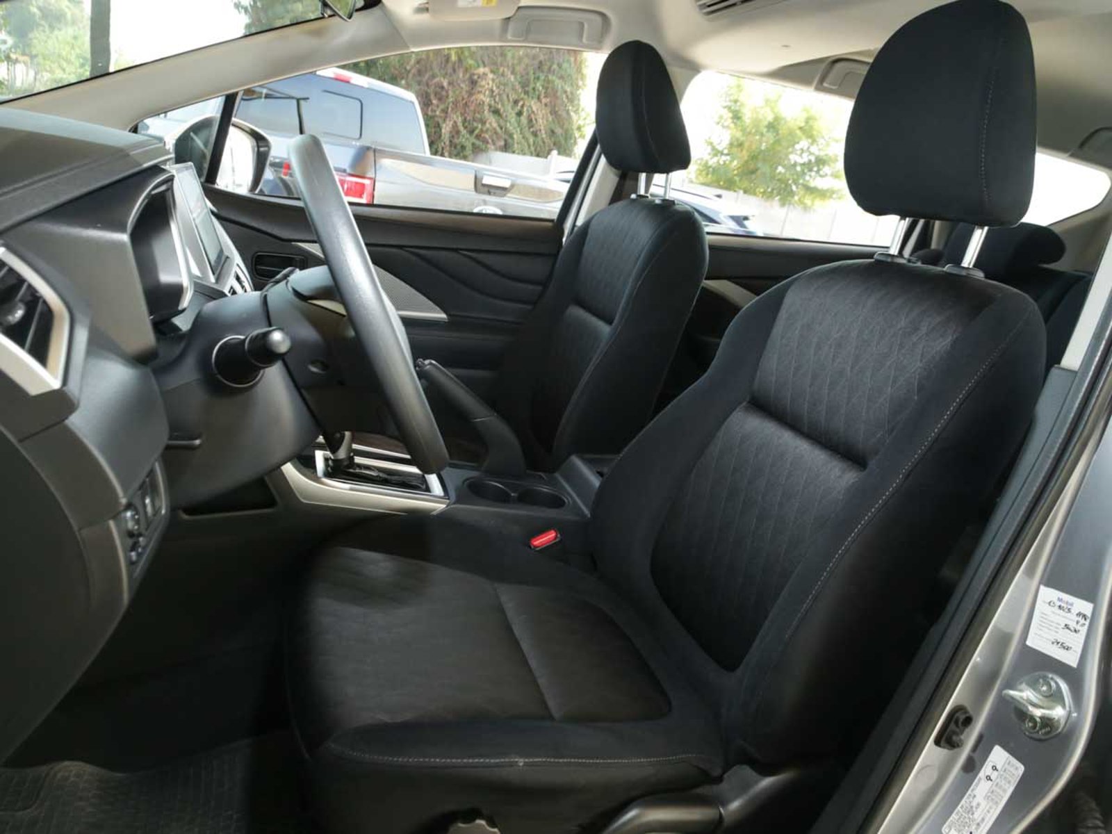 Mitsubishi XPANDER AT GLX 2025 - Imagen 6 de 16