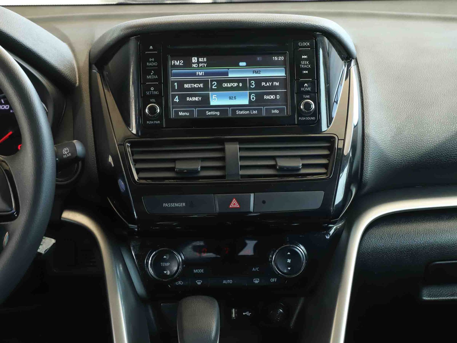 Mitsubishi ECLIPSE CROSS RX 1.5 4X2 AT 2022 - Imagen 13 de 13