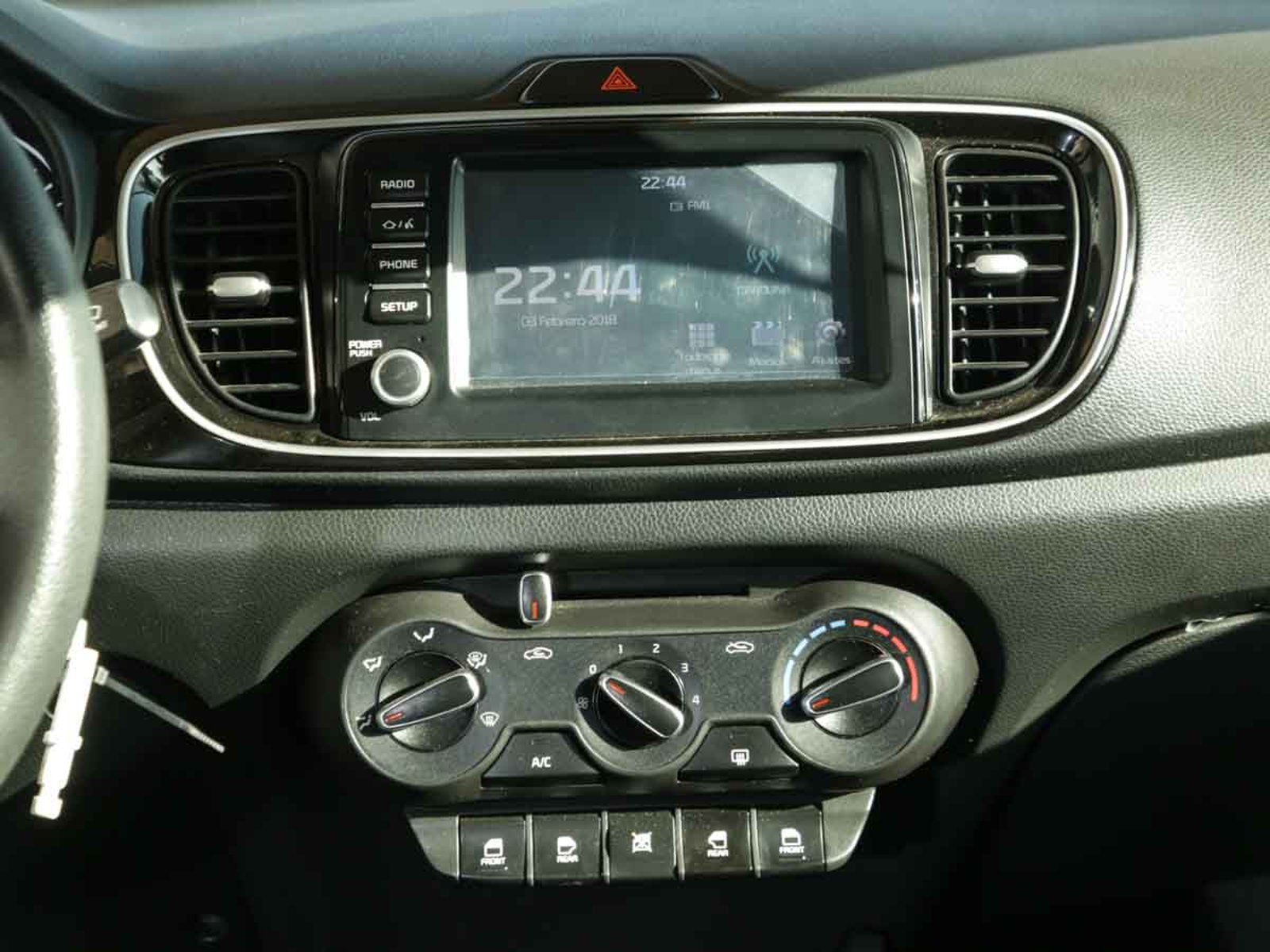 KIA MOTORS SOLUTO LX 1.4 2025 - Imagen 13 de 13