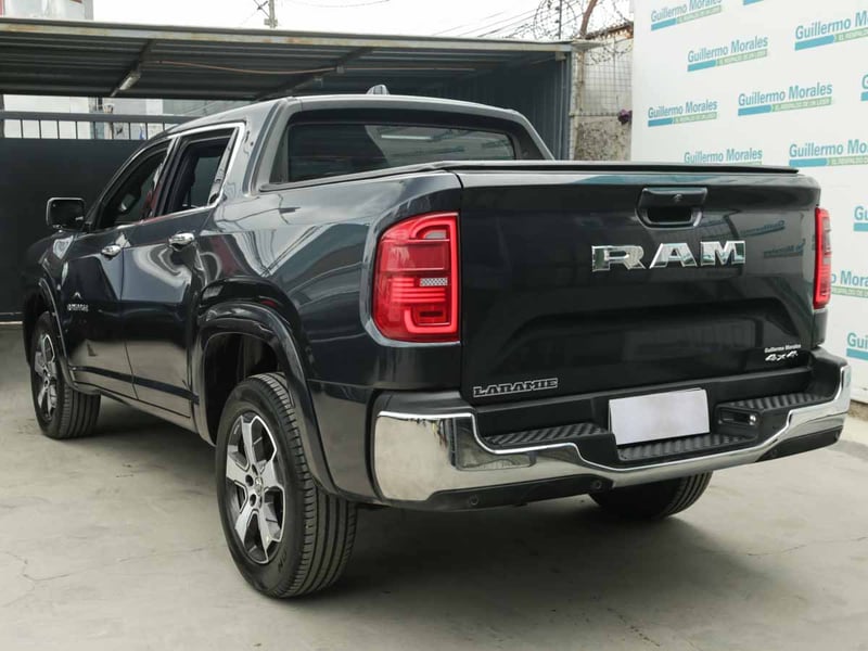 RAM RAMPAGE LARAMIE 2.0 DIESEL 170 HP 4X4 AT 2026 - Imagen 3 de 8