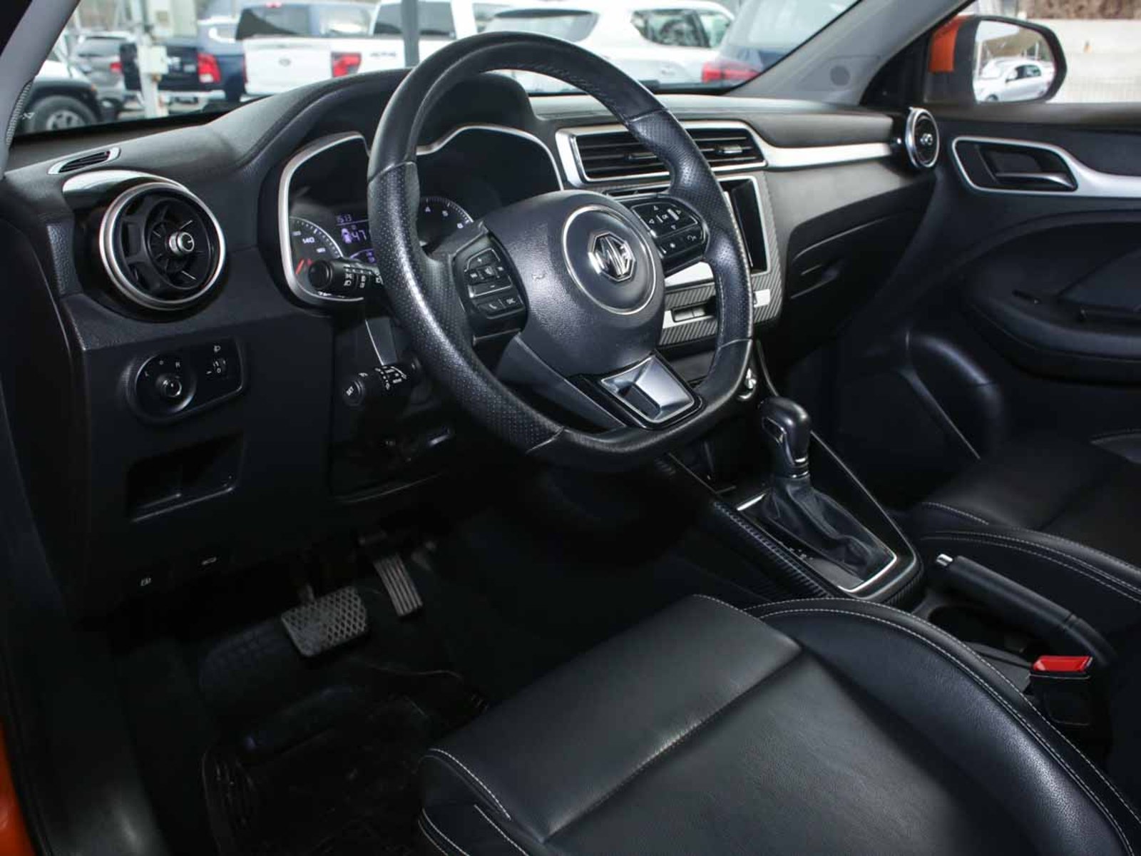 MG MG ZS 1.5 AT STD 2022 - Imagen 6 de 8
