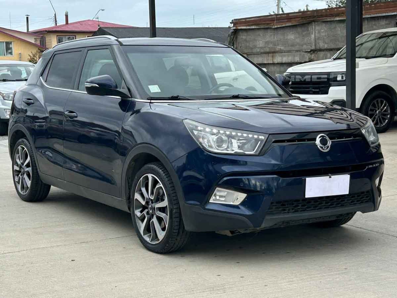 SSANGYONG TIVOLI 1.6 2017 - Foto 3 de 15