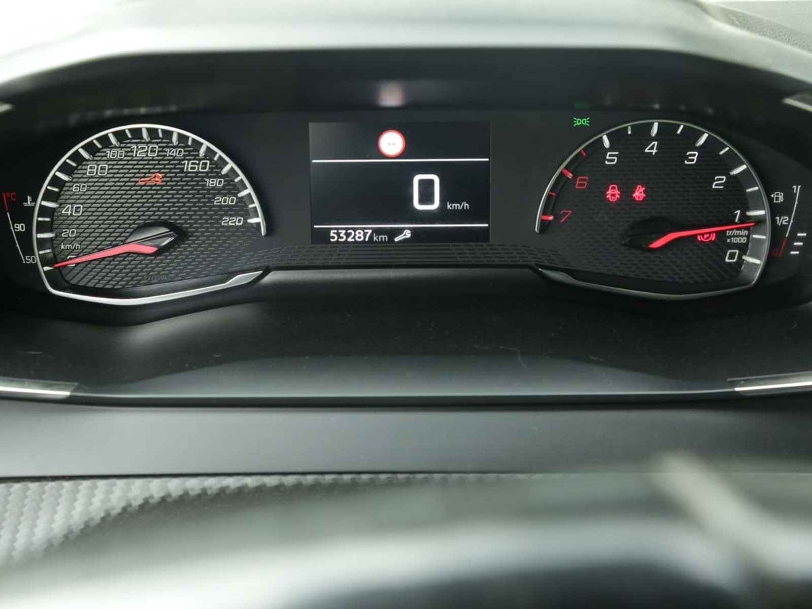 Peugeot 208 ACTIVE BLUEHDI 1.6 2024 - Foto 5 de 8