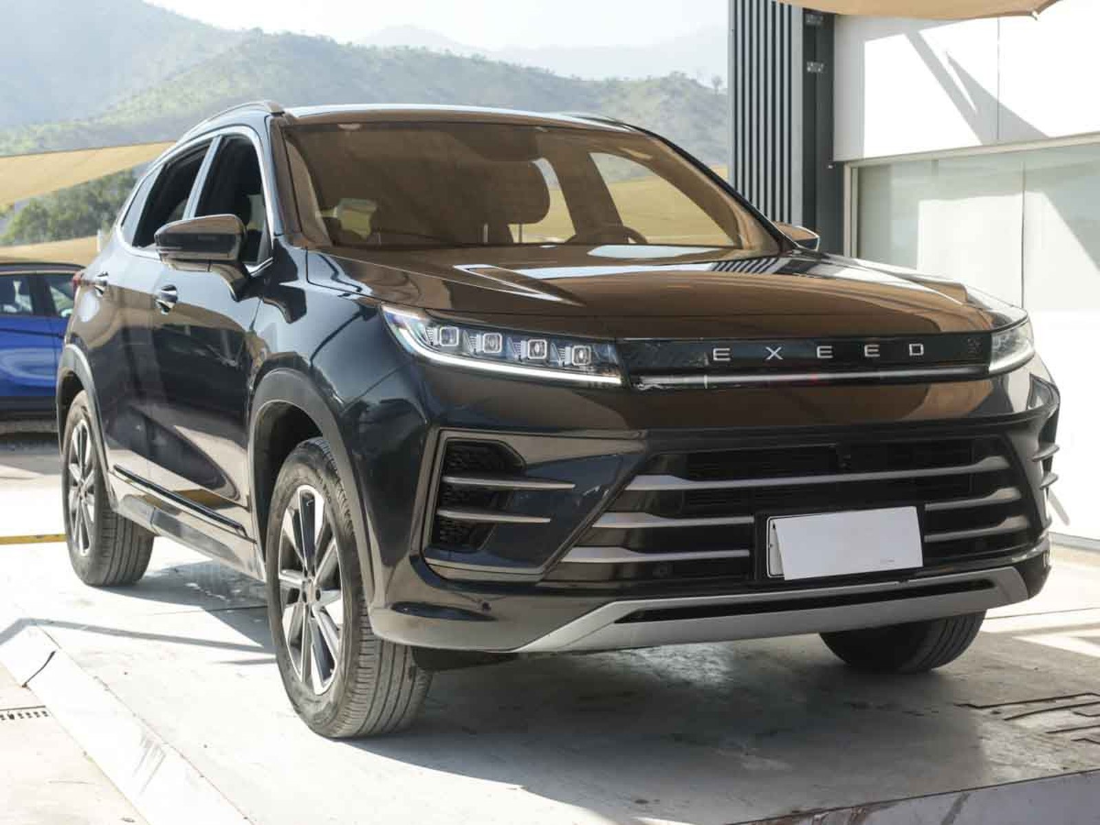 Exeed EXEED LX 1.5T CVT ADVANCED 2024 - Foto 2 de 8
