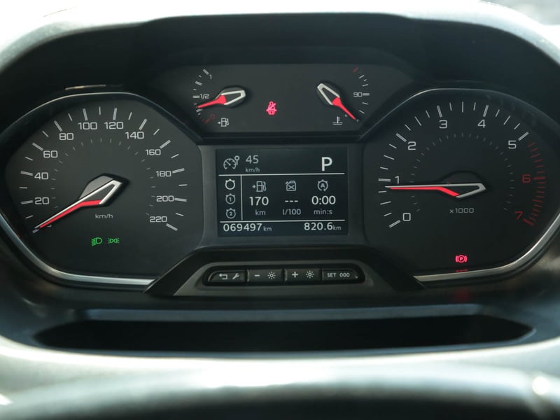 Peugeot RIFTER ALLURE 1.2 AUT 2021 - Imagen 5 de 8