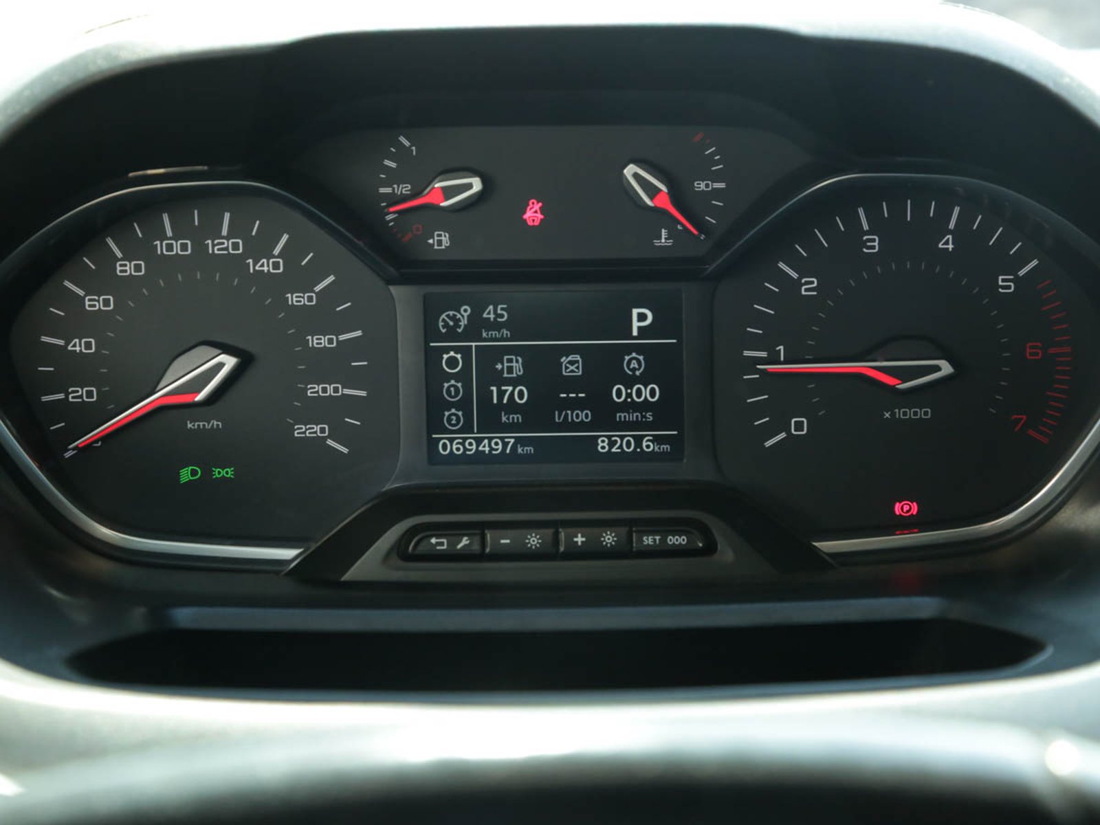 Peugeot RIFTER ALLURE 1.2 AUT 2021 - Foto 5 de 8