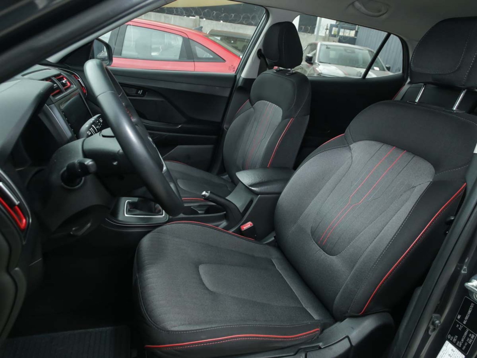 Hyundai CRETA SU2I 1.5 2022 - Imagen 7 de 8