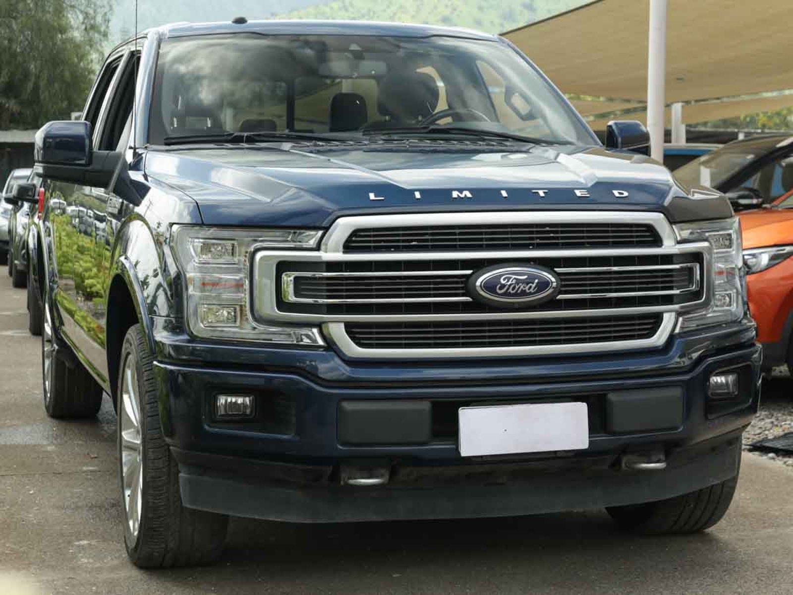 Ford F150 LIMITED ECOBOOST 4X4 3.5 AUT 2019 - Foto 2 de 8
