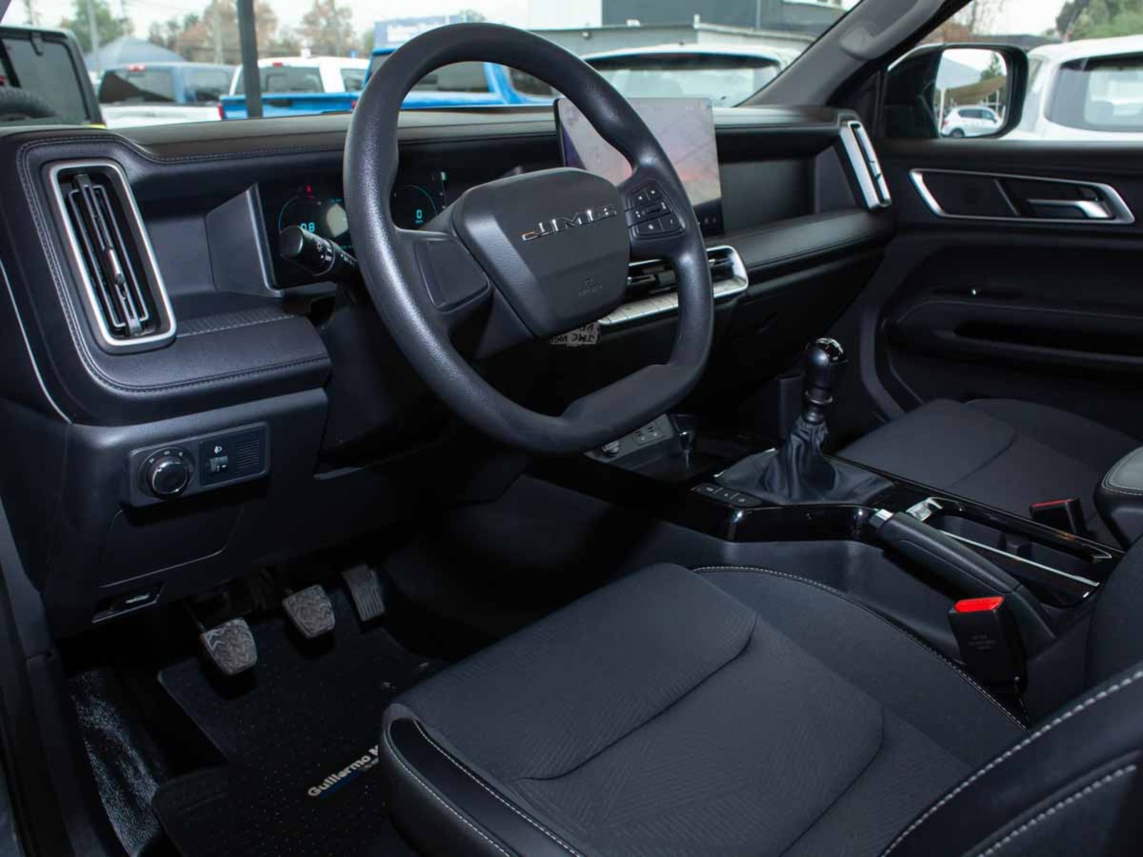 JMC ALL NEW VIGUS WORK 4X4 2026 - Imagen 6 de 8