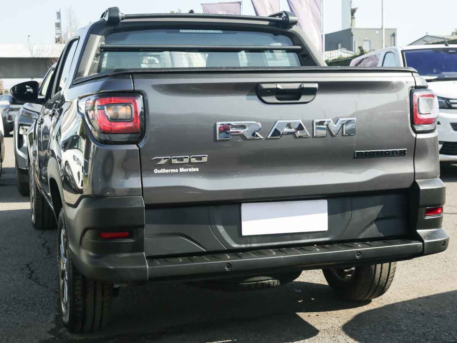 RAM 700 BIGHORN CREW CAB 1.3 MT 2026 - Foto 3 de 8