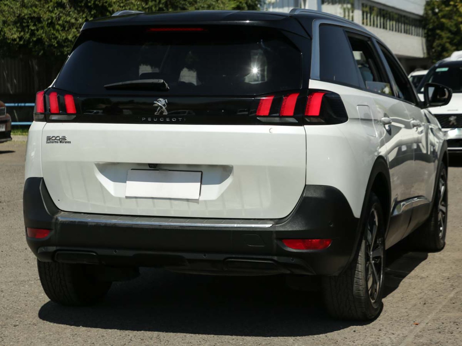 Peugeot 5008 ALLURE BLUEHDI 1.5 AUT 2023 - Foto 4 de 8